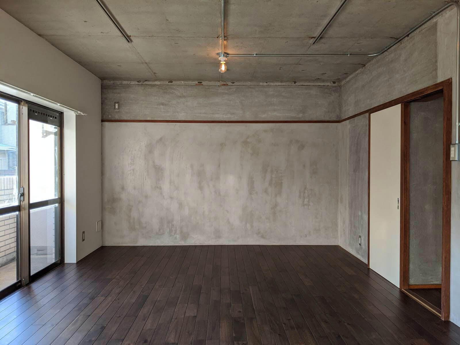 大田区大森中の賃貸物件/バルコニー側の居室は窓2面分でまとめて14帖ほど