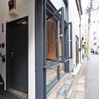 千代田区東神田の賃貸物件/窓は回転させて開ける