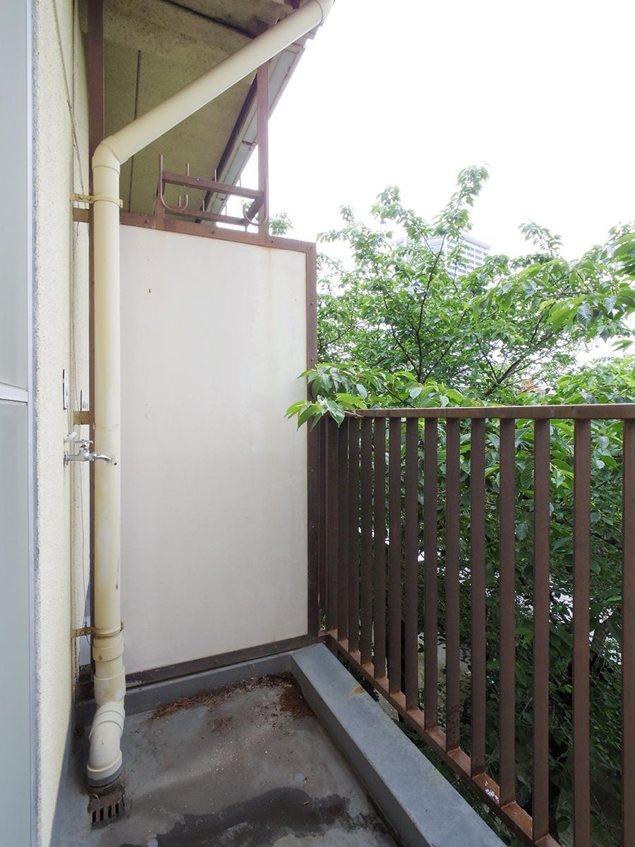 洗濯機置き場はバルコニーなのでご注意を