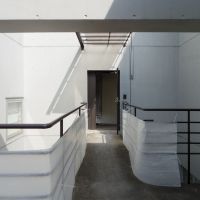 渋谷区恵比寿南の賃貸物件/5階、出入り口へのアプローチ