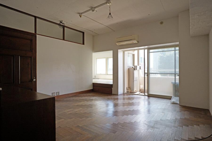 品川区上大崎の売買物件/窓から入る光がいい感じ