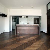 品川区上大崎の売買物件/ダイニングテーブル、ソファの配置もしやすそう