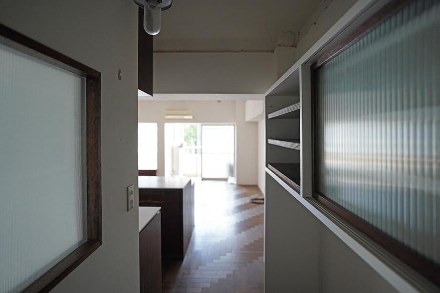 品川区上大崎の売買物件/個人的に好きなアングル。収納の扉も古材