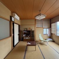山形県鶴岡市堅苔沢の売買物件/リビングからも、布団を敷いた和室からも、そして浴室からも海を眺められるという、まさに海好きにはたまらない立地。