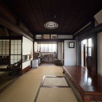 山形県東村山郡山辺町大字山辺の売買物件/店舗に併設された居住スペース。