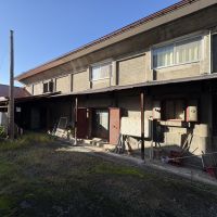 山形県東村山郡山辺町大字山辺の売買物件/歴史を感じる蔵部分の外観。