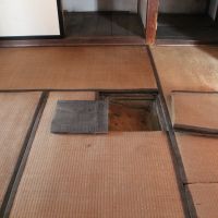 山形県山形市幸町の賃貸物件/畳をめくると現れる“炉”。
