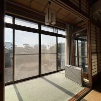 山形県東村山郡山辺町大字山辺の売買物件/縁側ごしに季節が流れていくのを眺める──そんな時間が、この家の本当の贅沢なのかもしれません。