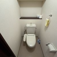 山形県上山市宮脇の売買物件/トイレもシンプル。