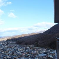 山形県上山市宮脇の売買物件/雪をまとった蔵王連峰。