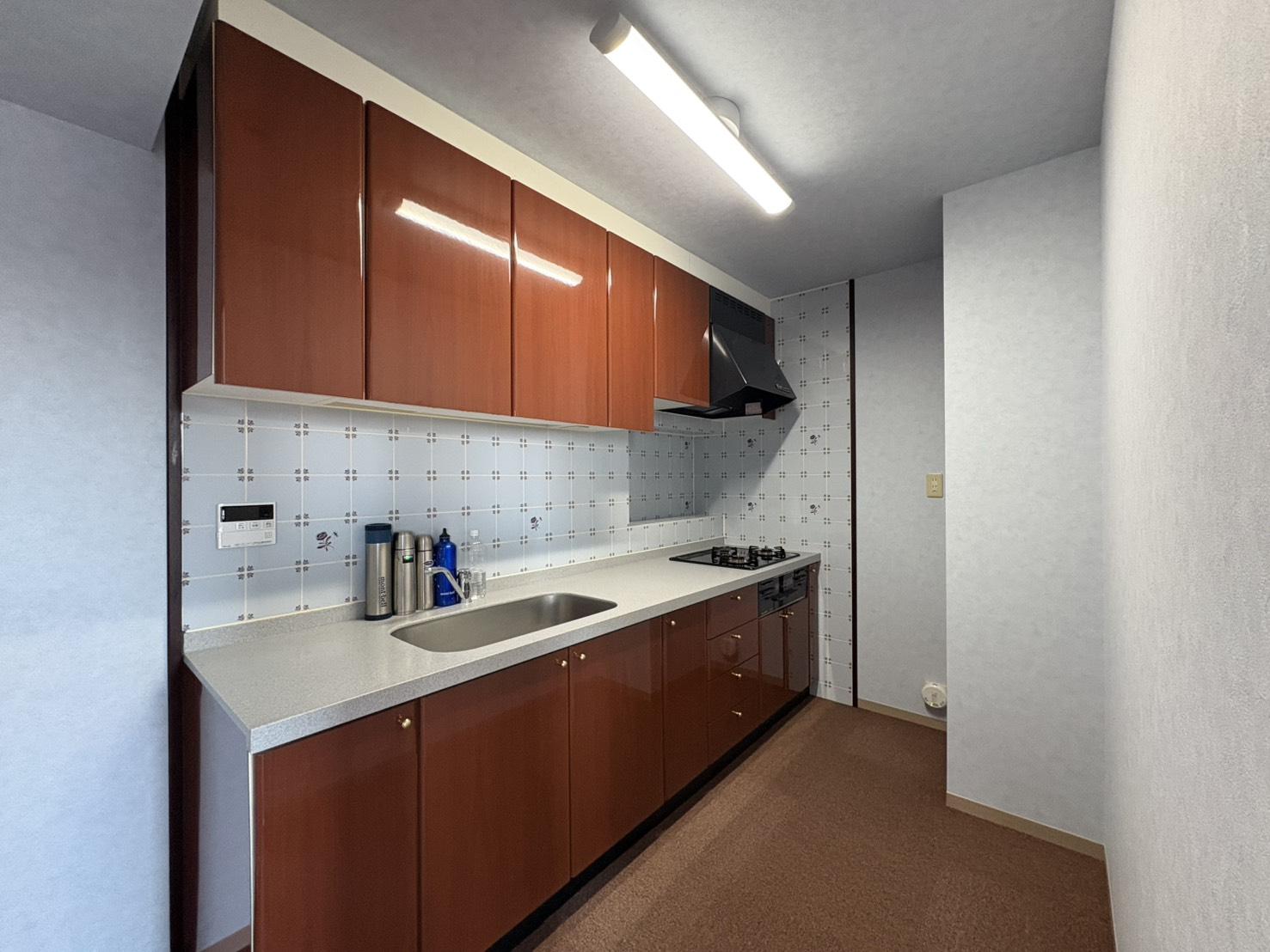 山形県上山市宮脇の売買物件/キッチンの状態も良好。
セカンドハウス使いだったことが、手元を見れば分かります。