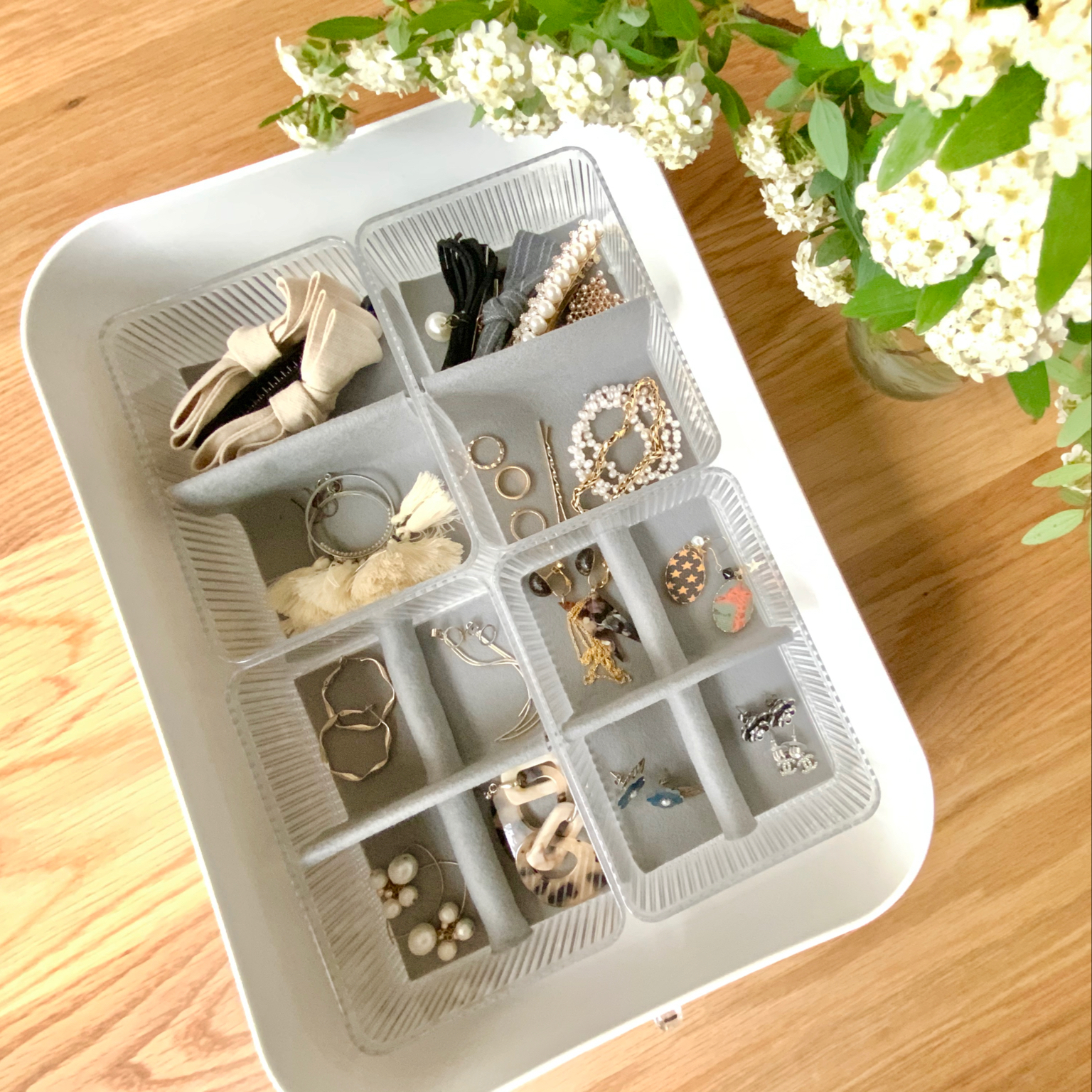 ダイソー アクセサリー アクセサリー収納 子供のいる暮らし こどものいる暮らし などのインテリア実例 05 06 22 54 37 Roomclip ルームクリップ