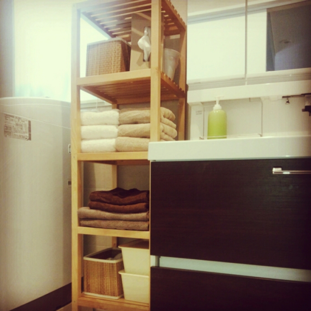 リビング・玄関・洗面所などどこに置いても！IKEAのMOLGER | RoomClip