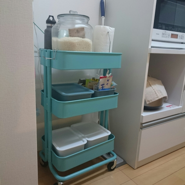 スペースも取らない♪IKEAのワゴンでキッチンをすっきり | RoomClip