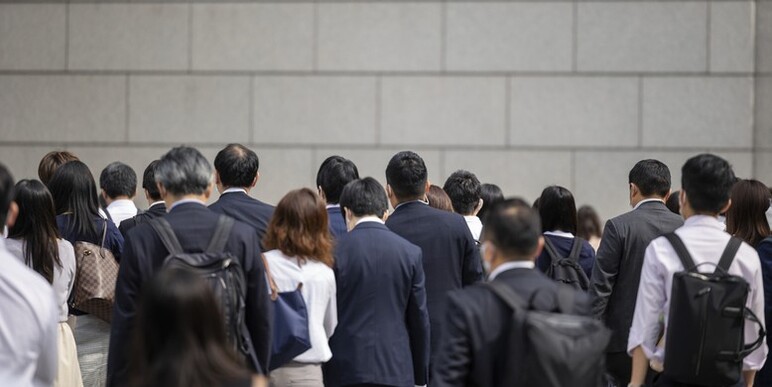 過労死ラインは何時間？具体的な基準・対処法・相談窓口を解説