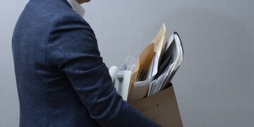 不当解雇の慰謝料や解決金（和解金）の相場は？内訳や増額方法も解説