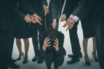 退職代行を使うと嫌がらせに遭うのは本当？嫌がらせの事例や対策法と一緒に解説