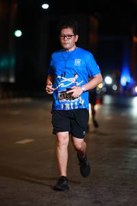 BIB: 125
                            <button type="button" onclick="openModal(18656081)" class="btn btn-primary btn-sm float-right btn-popup" data-toggle="modal" data-target=".modal-high-quality">
                        <i class="fas fa-shopping-cart"></i> Add to Cart
                    </button>
                                            <button type="button" onclick="isThisMe(18656081, true)" class="btn btn-success btn-sm float-right btn-popup btn-isme hidden" data-toggle="tooltip" data-placement="bottom" title="นี่คือรูปของคุณใช่ไหม คลิกที่นี่เพื่อเอาเข้าอัลบั้ม">
                        <i class="fas fa-plus"></i> Add to album
                    </button>
                    <button type="button" onclick="isThisMe(18656081, false)" class="btn btn-warning btn-sm float-right btn-popup btn-isnotme hidden">
                        <i class="fas fa-ban"></i> Remove from album
                    </button>