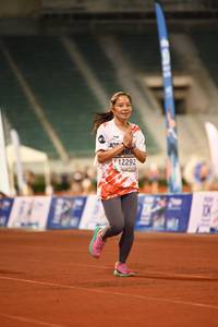 BIB: 200, 12292
                            <button type="button" onclick="openModal(18700411)" class="btn btn-primary btn-sm float-right btn-popup" data-toggle="modal" data-target=".modal-high-quality">
                        <i class="fas fa-shopping-cart"></i> Add to Cart
                    </button>
                                            <button type="button" onclick="isThisMe(18700411, true)" class="btn btn-success btn-sm float-right btn-popup btn-isme hidden" data-toggle="tooltip" data-placement="bottom" title="นี่คือรูปของคุณใช่ไหม คลิกที่นี่เพื่อเอาเข้าอัลบั้ม">
                        <i class="fas fa-plus"></i> Add to album
                    </button>
                    <button type="button" onclick="isThisMe(18700411, false)" class="btn btn-warning btn-sm float-right btn-popup btn-isnotme hidden">
                        <i class="fas fa-ban"></i> Remove from album
                    </button>