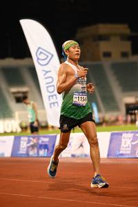 BIB: 1998
                            <button type="button" onclick="openModal(18699170)" class="btn btn-primary btn-sm float-right btn-popup" data-toggle="modal" data-target=".modal-high-quality">
                        <i class="fas fa-shopping-cart"></i> Add to Cart
                    </button>
                                            <button type="button" onclick="isThisMe(18699170, true)" class="btn btn-success btn-sm float-right btn-popup btn-isme hidden" data-toggle="tooltip" data-placement="bottom" title="นี่คือรูปของคุณใช่ไหม คลิกที่นี่เพื่อเอาเข้าอัลบั้ม">
                        <i class="fas fa-plus"></i> Add to album
                    </button>
                    <button type="button" onclick="isThisMe(18699170, false)" class="btn btn-warning btn-sm float-right btn-popup btn-isnotme hidden">
                        <i class="fas fa-ban"></i> Remove from album
                    </button>