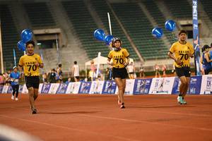 BIB: 11530
                            <button type="button" onclick="openModal(18726567)" class="btn btn-primary btn-sm float-right btn-popup" data-toggle="modal" data-target=".modal-high-quality">
                        <i class="fas fa-shopping-cart"></i> Add to Cart
                    </button>
                                            <button type="button" onclick="isThisMe(18726567, true)" class="btn btn-success btn-sm float-right btn-popup btn-isme hidden" data-toggle="tooltip" data-placement="bottom" title="นี่คือรูปของคุณใช่ไหม คลิกที่นี่เพื่อเอาเข้าอัลบั้ม">
                        <i class="fas fa-plus"></i> Add to album
                    </button>
                    <button type="button" onclick="isThisMe(18726567, false)" class="btn btn-warning btn-sm float-right btn-popup btn-isnotme hidden">
                        <i class="fas fa-ban"></i> Remove from album
                    </button>