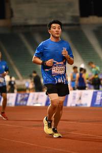 BIB: 12300
                            <button type="button" onclick="openModal(18725996)" class="btn btn-primary btn-sm float-right btn-popup" data-toggle="modal" data-target=".modal-high-quality">
                        <i class="fas fa-shopping-cart"></i> Add to Cart
                    </button>
                                            <button type="button" onclick="isThisMe(18725996, true)" class="btn btn-success btn-sm float-right btn-popup btn-isme hidden" data-toggle="tooltip" data-placement="bottom" title="นี่คือรูปของคุณใช่ไหม คลิกที่นี่เพื่อเอาเข้าอัลบั้ม">
                        <i class="fas fa-plus"></i> Add to album
                    </button>
                    <button type="button" onclick="isThisMe(18725996, false)" class="btn btn-warning btn-sm float-right btn-popup btn-isnotme hidden">
                        <i class="fas fa-ban"></i> Remove from album
                    </button>