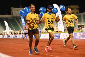 BIB: 550, 181
                            <button type="button" onclick="openModal(18700979)" class="btn btn-primary btn-sm float-right btn-popup" data-toggle="modal" data-target=".modal-high-quality">
                        <i class="fas fa-shopping-cart"></i> Add to Cart
                    </button>
                                            <button type="button" onclick="isThisMe(18700979, true)" class="btn btn-success btn-sm float-right btn-popup btn-isme hidden" data-toggle="tooltip" data-placement="bottom" title="นี่คือรูปของคุณใช่ไหม คลิกที่นี่เพื่อเอาเข้าอัลบั้ม">
                        <i class="fas fa-plus"></i> Add to album
                    </button>
                    <button type="button" onclick="isThisMe(18700979, false)" class="btn btn-warning btn-sm float-right btn-popup btn-isnotme hidden">
                        <i class="fas fa-ban"></i> Remove from album
                    </button>