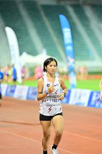 BIB: 11979
                            <button type="button" onclick="openModal(18715132)" class="btn btn-primary btn-sm float-right btn-popup" data-toggle="modal" data-target=".modal-high-quality">
                        <i class="fas fa-shopping-cart"></i> Add to Cart
                    </button>
                                            <button type="button" onclick="isThisMe(18715132, true)" class="btn btn-success btn-sm float-right btn-popup btn-isme hidden" data-toggle="tooltip" data-placement="bottom" title="นี่คือรูปของคุณใช่ไหม คลิกที่นี่เพื่อเอาเข้าอัลบั้ม">
                        <i class="fas fa-plus"></i> Add to album
                    </button>
                    <button type="button" onclick="isThisMe(18715132, false)" class="btn btn-warning btn-sm float-right btn-popup btn-isnotme hidden">
                        <i class="fas fa-ban"></i> Remove from album
                    </button>