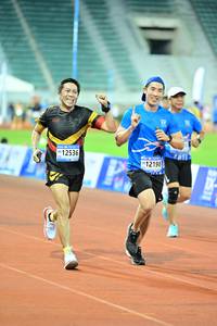 BIB: 12536, 12198
                            <button type="button" onclick="openModal(18716235)" class="btn btn-primary btn-sm float-right btn-popup" data-toggle="modal" data-target=".modal-high-quality">
                        <i class="fas fa-shopping-cart"></i> Add to Cart
                    </button>
                                            <button type="button" onclick="isThisMe(18716235, true)" class="btn btn-success btn-sm float-right btn-popup btn-isme hidden" data-toggle="tooltip" data-placement="bottom" title="นี่คือรูปของคุณใช่ไหม คลิกที่นี่เพื่อเอาเข้าอัลบั้ม">
                        <i class="fas fa-plus"></i> Add to album
                    </button>
                    <button type="button" onclick="isThisMe(18716235, false)" class="btn btn-warning btn-sm float-right btn-popup btn-isnotme hidden">
                        <i class="fas fa-ban"></i> Remove from album
                    </button>