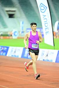 BIB: 11822
                            <button type="button" onclick="openModal(18714998)" class="btn btn-primary btn-sm float-right btn-popup" data-toggle="modal" data-target=".modal-high-quality">
                        <i class="fas fa-shopping-cart"></i> Add to Cart
                    </button>
                                            <button type="button" onclick="isThisMe(18714998, true)" class="btn btn-success btn-sm float-right btn-popup btn-isme hidden" data-toggle="tooltip" data-placement="bottom" title="นี่คือรูปของคุณใช่ไหม คลิกที่นี่เพื่อเอาเข้าอัลบั้ม">
                        <i class="fas fa-plus"></i> Add to album
                    </button>
                    <button type="button" onclick="isThisMe(18714998, false)" class="btn btn-warning btn-sm float-right btn-popup btn-isnotme hidden">
                        <i class="fas fa-ban"></i> Remove from album
                    </button>