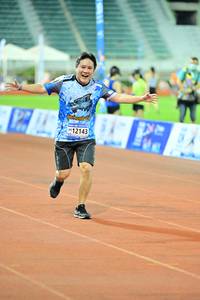 BIB: 12143
                            <button type="button" onclick="openModal(18718225)" class="btn btn-primary btn-sm float-right btn-popup" data-toggle="modal" data-target=".modal-high-quality">
                        <i class="fas fa-shopping-cart"></i> Add to Cart
                    </button>
                                            <button type="button" onclick="isThisMe(18718225, true)" class="btn btn-success btn-sm float-right btn-popup btn-isme hidden" data-toggle="tooltip" data-placement="bottom" title="นี่คือรูปของคุณใช่ไหม คลิกที่นี่เพื่อเอาเข้าอัลบั้ม">
                        <i class="fas fa-plus"></i> Add to album
                    </button>
                    <button type="button" onclick="isThisMe(18718225, false)" class="btn btn-warning btn-sm float-right btn-popup btn-isnotme hidden">
                        <i class="fas fa-ban"></i> Remove from album
                    </button>