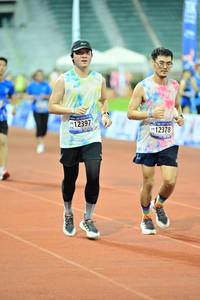 BIB: 12397, 12378
                            <button type="button" onclick="openModal(18718422)" class="btn btn-primary btn-sm float-right btn-popup" data-toggle="modal" data-target=".modal-high-quality">
                        <i class="fas fa-shopping-cart"></i> Add to Cart
                    </button>
                                            <button type="button" onclick="isThisMe(18718422, true)" class="btn btn-success btn-sm float-right btn-popup btn-isme hidden" data-toggle="tooltip" data-placement="bottom" title="นี่คือรูปของคุณใช่ไหม คลิกที่นี่เพื่อเอาเข้าอัลบั้ม">
                        <i class="fas fa-plus"></i> Add to album
                    </button>
                    <button type="button" onclick="isThisMe(18718422, false)" class="btn btn-warning btn-sm float-right btn-popup btn-isnotme hidden">
                        <i class="fas fa-ban"></i> Remove from album
                    </button>