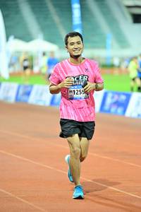 BIB: 1259
                            <button type="button" onclick="openModal(18717924)" class="btn btn-primary btn-sm float-right btn-popup" data-toggle="modal" data-target=".modal-high-quality">
                        <i class="fas fa-shopping-cart"></i> Add to Cart
                    </button>
                                            <button type="button" onclick="isThisMe(18717924, true)" class="btn btn-success btn-sm float-right btn-popup btn-isme hidden" data-toggle="tooltip" data-placement="bottom" title="นี่คือรูปของคุณใช่ไหม คลิกที่นี่เพื่อเอาเข้าอัลบั้ม">
                        <i class="fas fa-plus"></i> Add to album
                    </button>
                    <button type="button" onclick="isThisMe(18717924, false)" class="btn btn-warning btn-sm float-right btn-popup btn-isnotme hidden">
                        <i class="fas fa-ban"></i> Remove from album
                    </button>