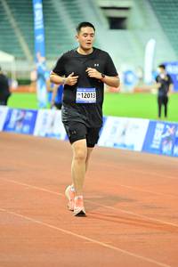 BIB: 12013
                            <button type="button" onclick="openModal(18718097)" class="btn btn-primary btn-sm float-right btn-popup" data-toggle="modal" data-target=".modal-high-quality">
                        <i class="fas fa-shopping-cart"></i> Add to Cart
                    </button>
                                            <button type="button" onclick="isThisMe(18718097, true)" class="btn btn-success btn-sm float-right btn-popup btn-isme hidden" data-toggle="tooltip" data-placement="bottom" title="นี่คือรูปของคุณใช่ไหม คลิกที่นี่เพื่อเอาเข้าอัลบั้ม">
                        <i class="fas fa-plus"></i> Add to album
                    </button>
                    <button type="button" onclick="isThisMe(18718097, false)" class="btn btn-warning btn-sm float-right btn-popup btn-isnotme hidden">
                        <i class="fas fa-ban"></i> Remove from album
                    </button>