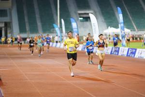 BIB: 120
                            <button type="button" onclick="openModal(18676285)" class="btn btn-primary btn-sm float-right btn-popup" data-toggle="modal" data-target=".modal-high-quality">
                        <i class="fas fa-shopping-cart"></i> Add to Cart
                    </button>
                                            <button type="button" onclick="isThisMe(18676285, true)" class="btn btn-success btn-sm float-right btn-popup btn-isme hidden" data-toggle="tooltip" data-placement="bottom" title="นี่คือรูปของคุณใช่ไหม คลิกที่นี่เพื่อเอาเข้าอัลบั้ม">
                        <i class="fas fa-plus"></i> Add to album
                    </button>
                    <button type="button" onclick="isThisMe(18676285, false)" class="btn btn-warning btn-sm float-right btn-popup btn-isnotme hidden">
                        <i class="fas fa-ban"></i> Remove from album
                    </button>