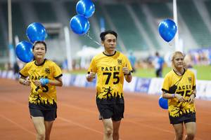 BIB: 32571
                            <button type="button" onclick="openModal(18679676)" class="btn btn-primary btn-sm float-right btn-popup" data-toggle="modal" data-target=".modal-high-quality">
                        <i class="fas fa-shopping-cart"></i> Add to Cart
                    </button>
                                            <button type="button" onclick="isThisMe(18679676, true)" class="btn btn-success btn-sm float-right btn-popup btn-isme hidden" data-toggle="tooltip" data-placement="bottom" title="นี่คือรูปของคุณใช่ไหม คลิกที่นี่เพื่อเอาเข้าอัลบั้ม">
                        <i class="fas fa-plus"></i> Add to album
                    </button>
                    <button type="button" onclick="isThisMe(18679676, false)" class="btn btn-warning btn-sm float-right btn-popup btn-isnotme hidden">
                        <i class="fas fa-ban"></i> Remove from album
                    </button>