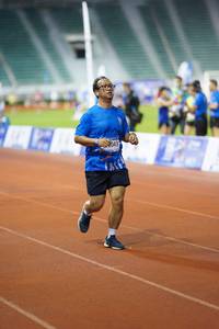 BIB: 043
                            <button type="button" onclick="openModal(18679798)" class="btn btn-primary btn-sm float-right btn-popup" data-toggle="modal" data-target=".modal-high-quality">
                        <i class="fas fa-shopping-cart"></i> Add to Cart
                    </button>
                                            <button type="button" onclick="isThisMe(18679798, true)" class="btn btn-success btn-sm float-right btn-popup btn-isme hidden" data-toggle="tooltip" data-placement="bottom" title="นี่คือรูปของคุณใช่ไหม คลิกที่นี่เพื่อเอาเข้าอัลบั้ม">
                        <i class="fas fa-plus"></i> Add to album
                    </button>
                    <button type="button" onclick="isThisMe(18679798, false)" class="btn btn-warning btn-sm float-right btn-popup btn-isnotme hidden">
                        <i class="fas fa-ban"></i> Remove from album
                    </button>