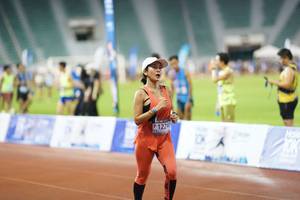 BIB: 12242
                            <button type="button" onclick="openModal(18677547)" class="btn btn-primary btn-sm float-right btn-popup" data-toggle="modal" data-target=".modal-high-quality">
                        <i class="fas fa-shopping-cart"></i> Add to Cart
                    </button>
                                            <button type="button" onclick="isThisMe(18677547, true)" class="btn btn-success btn-sm float-right btn-popup btn-isme hidden" data-toggle="tooltip" data-placement="bottom" title="นี่คือรูปของคุณใช่ไหม คลิกที่นี่เพื่อเอาเข้าอัลบั้ม">
                        <i class="fas fa-plus"></i> Add to album
                    </button>
                    <button type="button" onclick="isThisMe(18677547, false)" class="btn btn-warning btn-sm float-right btn-popup btn-isnotme hidden">
                        <i class="fas fa-ban"></i> Remove from album
                    </button>