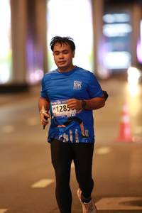 BIB: 1285
                            <button type="button" onclick="openModal(18693228)" class="btn btn-primary btn-sm float-right btn-popup" data-toggle="modal" data-target=".modal-high-quality">
                        <i class="fas fa-shopping-cart"></i> Add to Cart
                    </button>
                                            <button type="button" onclick="isThisMe(18693228, true)" class="btn btn-success btn-sm float-right btn-popup btn-isme hidden" data-toggle="tooltip" data-placement="bottom" title="นี่คือรูปของคุณใช่ไหม คลิกที่นี่เพื่อเอาเข้าอัลบั้ม">
                        <i class="fas fa-plus"></i> Add to album
                    </button>
                    <button type="button" onclick="isThisMe(18693228, false)" class="btn btn-warning btn-sm float-right btn-popup btn-isnotme hidden">
                        <i class="fas fa-ban"></i> Remove from album
                    </button>