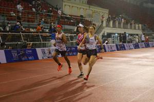 BIB: 240, 11788
                            <button type="button" onclick="openModal(18712623)" class="btn btn-primary btn-sm float-right btn-popup" data-toggle="modal" data-target=".modal-high-quality">
                        <i class="fas fa-shopping-cart"></i> Add to Cart
                    </button>
                                            <button type="button" onclick="isThisMe(18712623, true)" class="btn btn-success btn-sm float-right btn-popup btn-isme hidden" data-toggle="tooltip" data-placement="bottom" title="นี่คือรูปของคุณใช่ไหม คลิกที่นี่เพื่อเอาเข้าอัลบั้ม">
                        <i class="fas fa-plus"></i> Add to album
                    </button>
                    <button type="button" onclick="isThisMe(18712623, false)" class="btn btn-warning btn-sm float-right btn-popup btn-isnotme hidden">
                        <i class="fas fa-ban"></i> Remove from album
                    </button>