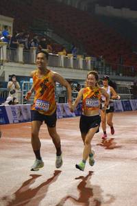 BIB: 12220, 12246
                            <button type="button" onclick="openModal(18713078)" class="btn btn-primary btn-sm float-right btn-popup" data-toggle="modal" data-target=".modal-high-quality">
                        <i class="fas fa-shopping-cart"></i> Add to Cart
                    </button>
                                            <button type="button" onclick="isThisMe(18713078, true)" class="btn btn-success btn-sm float-right btn-popup btn-isme hidden" data-toggle="tooltip" data-placement="bottom" title="นี่คือรูปของคุณใช่ไหม คลิกที่นี่เพื่อเอาเข้าอัลบั้ม">
                        <i class="fas fa-plus"></i> Add to album
                    </button>
                    <button type="button" onclick="isThisMe(18713078, false)" class="btn btn-warning btn-sm float-right btn-popup btn-isnotme hidden">
                        <i class="fas fa-ban"></i> Remove from album
                    </button>