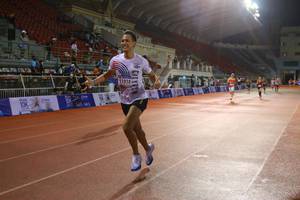 BIB: 11918
                            <button type="button" onclick="openModal(18712598)" class="btn btn-primary btn-sm float-right btn-popup" data-toggle="modal" data-target=".modal-high-quality">
                        <i class="fas fa-shopping-cart"></i> Add to Cart
                    </button>
                                            <button type="button" onclick="isThisMe(18712598, true)" class="btn btn-success btn-sm float-right btn-popup btn-isme hidden" data-toggle="tooltip" data-placement="bottom" title="นี่คือรูปของคุณใช่ไหม คลิกที่นี่เพื่อเอาเข้าอัลบั้ม">
                        <i class="fas fa-plus"></i> Add to album
                    </button>
                    <button type="button" onclick="isThisMe(18712598, false)" class="btn btn-warning btn-sm float-right btn-popup btn-isnotme hidden">
                        <i class="fas fa-ban"></i> Remove from album
                    </button>