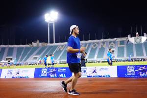 BIB: 2922, 2022
                            <button type="button" onclick="openModal(18777628)" class="btn btn-primary btn-sm float-right btn-popup" data-toggle="modal" data-target=".modal-high-quality">
                        <i class="fas fa-shopping-cart"></i> Add to Cart
                    </button>
                                            <button type="button" onclick="isThisMe(18777628, true)" class="btn btn-success btn-sm float-right btn-popup btn-isme hidden" data-toggle="tooltip" data-placement="bottom" title="นี่คือรูปของคุณใช่ไหม คลิกที่นี่เพื่อเอาเข้าอัลบั้ม">
                        <i class="fas fa-plus"></i> Add to album
                    </button>
                    <button type="button" onclick="isThisMe(18777628, false)" class="btn btn-warning btn-sm float-right btn-popup btn-isnotme hidden">
                        <i class="fas fa-ban"></i> Remove from album
                    </button>