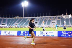 BIB: 2012
                            <button type="button" onclick="openModal(18778106)" class="btn btn-primary btn-sm float-right btn-popup" data-toggle="modal" data-target=".modal-high-quality">
                        <i class="fas fa-shopping-cart"></i> Add to Cart
                    </button>
                                            <button type="button" onclick="isThisMe(18778106, true)" class="btn btn-success btn-sm float-right btn-popup btn-isme hidden" data-toggle="tooltip" data-placement="bottom" title="นี่คือรูปของคุณใช่ไหม คลิกที่นี่เพื่อเอาเข้าอัลบั้ม">
                        <i class="fas fa-plus"></i> Add to album
                    </button>
                    <button type="button" onclick="isThisMe(18778106, false)" class="btn btn-warning btn-sm float-right btn-popup btn-isnotme hidden">
                        <i class="fas fa-ban"></i> Remove from album
                    </button>