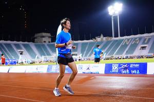 BIB: 1240
                            <button type="button" onclick="openModal(18777333)" class="btn btn-primary btn-sm float-right btn-popup" data-toggle="modal" data-target=".modal-high-quality">
                        <i class="fas fa-shopping-cart"></i> Add to Cart
                    </button>
                                            <button type="button" onclick="isThisMe(18777333, true)" class="btn btn-success btn-sm float-right btn-popup btn-isme hidden" data-toggle="tooltip" data-placement="bottom" title="นี่คือรูปของคุณใช่ไหม คลิกที่นี่เพื่อเอาเข้าอัลบั้ม">
                        <i class="fas fa-plus"></i> Add to album
                    </button>
                    <button type="button" onclick="isThisMe(18777333, false)" class="btn btn-warning btn-sm float-right btn-popup btn-isnotme hidden">
                        <i class="fas fa-ban"></i> Remove from album
                    </button>