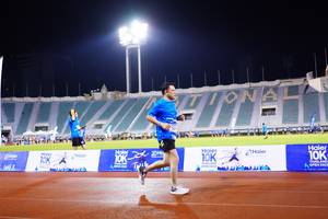 BIB: 8007, 125, 2022, 333
                            <button type="button" onclick="openModal(18777411)" class="btn btn-primary btn-sm float-right btn-popup" data-toggle="modal" data-target=".modal-high-quality">
                        <i class="fas fa-shopping-cart"></i> Add to Cart
                    </button>
                                            <button type="button" onclick="isThisMe(18777411, true)" class="btn btn-success btn-sm float-right btn-popup btn-isme hidden" data-toggle="tooltip" data-placement="bottom" title="นี่คือรูปของคุณใช่ไหม คลิกที่นี่เพื่อเอาเข้าอัลบั้ม">
                        <i class="fas fa-plus"></i> Add to album
                    </button>
                    <button type="button" onclick="isThisMe(18777411, false)" class="btn btn-warning btn-sm float-right btn-popup btn-isnotme hidden">
                        <i class="fas fa-ban"></i> Remove from album
                    </button>