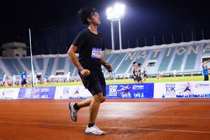 BIB: 118, 2012
                            <button type="button" onclick="openModal(18777158)" class="btn btn-primary btn-sm float-right btn-popup" data-toggle="modal" data-target=".modal-high-quality">
                        <i class="fas fa-shopping-cart"></i> Add to Cart
                    </button>
                                            <button type="button" onclick="isThisMe(18777158, true)" class="btn btn-success btn-sm float-right btn-popup btn-isme hidden" data-toggle="tooltip" data-placement="bottom" title="นี่คือรูปของคุณใช่ไหม คลิกที่นี่เพื่อเอาเข้าอัลบั้ม">
                        <i class="fas fa-plus"></i> Add to album
                    </button>
                    <button type="button" onclick="isThisMe(18777158, false)" class="btn btn-warning btn-sm float-right btn-popup btn-isnotme hidden">
                        <i class="fas fa-ban"></i> Remove from album
                    </button>