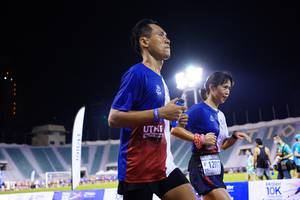 BIB: 12017
                            <button type="button" onclick="openModal(18777680)" class="btn btn-primary btn-sm float-right btn-popup" data-toggle="modal" data-target=".modal-high-quality">
                        <i class="fas fa-shopping-cart"></i> Add to Cart
                    </button>
                                            <button type="button" onclick="isThisMe(18777680, true)" class="btn btn-success btn-sm float-right btn-popup btn-isme hidden" data-toggle="tooltip" data-placement="bottom" title="นี่คือรูปของคุณใช่ไหม คลิกที่นี่เพื่อเอาเข้าอัลบั้ม">
                        <i class="fas fa-plus"></i> Add to album
                    </button>
                    <button type="button" onclick="isThisMe(18777680, false)" class="btn btn-warning btn-sm float-right btn-popup btn-isnotme hidden">
                        <i class="fas fa-ban"></i> Remove from album
                    </button>