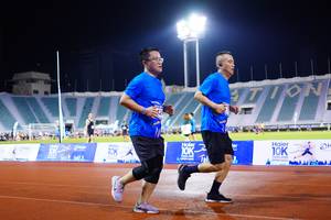 BIB: 2002
                            <button type="button" onclick="openModal(18777108)" class="btn btn-primary btn-sm float-right btn-popup" data-toggle="modal" data-target=".modal-high-quality">
                        <i class="fas fa-shopping-cart"></i> Add to Cart
                    </button>
                                            <button type="button" onclick="isThisMe(18777108, true)" class="btn btn-success btn-sm float-right btn-popup btn-isme hidden" data-toggle="tooltip" data-placement="bottom" title="นี่คือรูปของคุณใช่ไหม คลิกที่นี่เพื่อเอาเข้าอัลบั้ม">
                        <i class="fas fa-plus"></i> Add to album
                    </button>
                    <button type="button" onclick="isThisMe(18777108, false)" class="btn btn-warning btn-sm float-right btn-popup btn-isnotme hidden">
                        <i class="fas fa-ban"></i> Remove from album
                    </button>