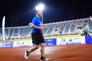 BIB: 4374, 2002
                            <button type="button" onclick="openModal(18776915)" class="btn btn-primary btn-sm float-right btn-popup" data-toggle="modal" data-target=".modal-high-quality">
                        <i class="fas fa-shopping-cart"></i> Add to Cart
                    </button>
                                            <button type="button" onclick="isThisMe(18776915, true)" class="btn btn-success btn-sm float-right btn-popup btn-isme hidden" data-toggle="tooltip" data-placement="bottom" title="นี่คือรูปของคุณใช่ไหม คลิกที่นี่เพื่อเอาเข้าอัลบั้ม">
                        <i class="fas fa-plus"></i> Add to album
                    </button>
                    <button type="button" onclick="isThisMe(18776915, false)" class="btn btn-warning btn-sm float-right btn-popup btn-isnotme hidden">
                        <i class="fas fa-ban"></i> Remove from album
                    </button>